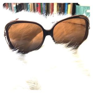 Women’s oversized Oakley sunglasses